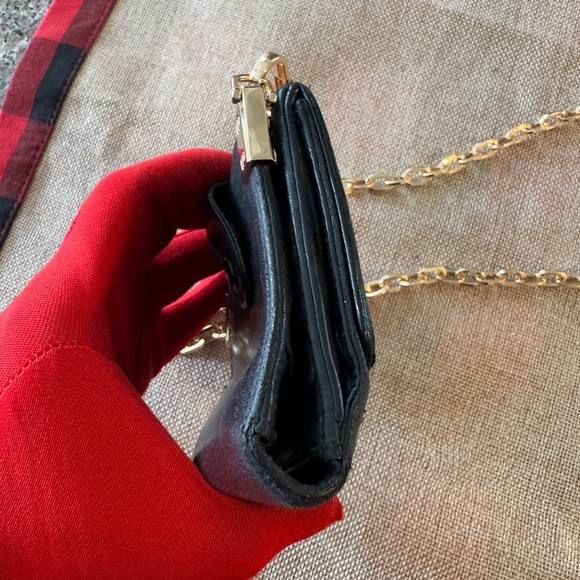 CHANEL CC Logo Leather Bifold Wallet/ - Picture 4 of 16